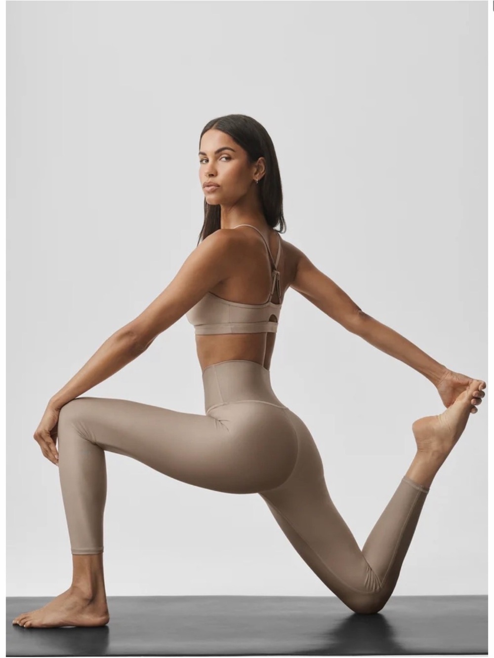 Alo Yoga 7/8 High-Waist Airlift Legging - Cocoa